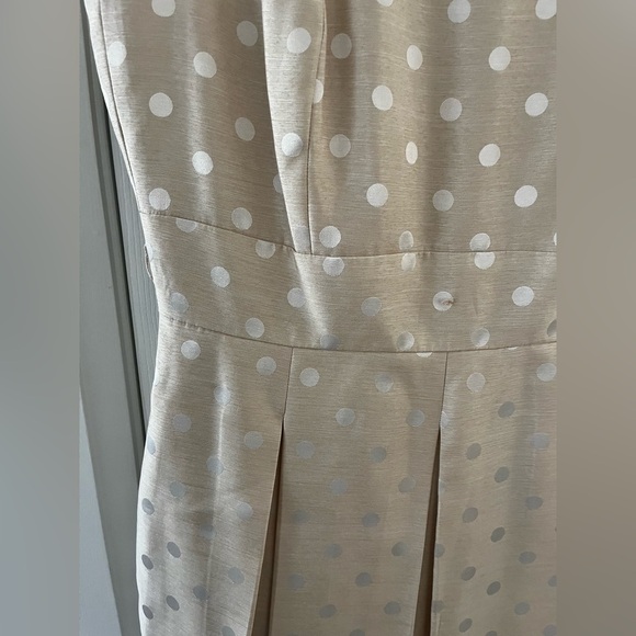 Sleeveless, Polka Dot Pleated Classic Dress Size 8 Tahari By Arthur S Levine - Picture 4 of 13